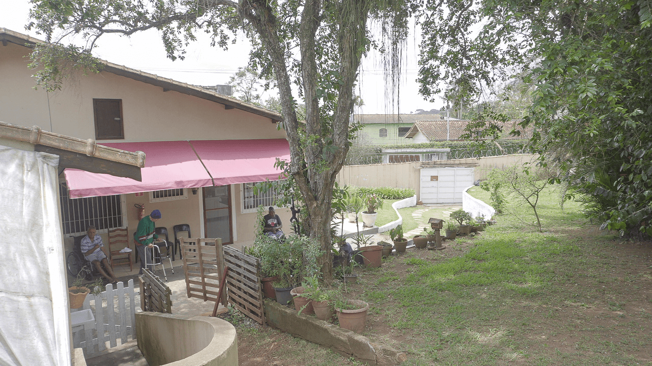 Vista externa do Lar Peniel